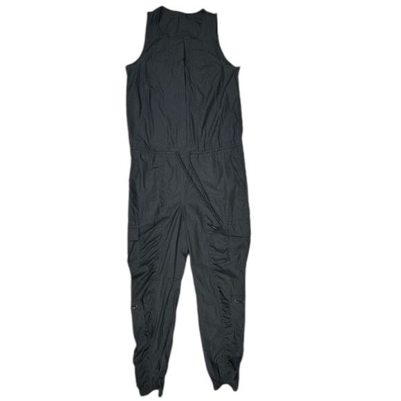 ATHLETA Canopy Parachute Lightweight Cargo Romper in Black Size 4 — So Comfy!!! - Picture 7 of 11